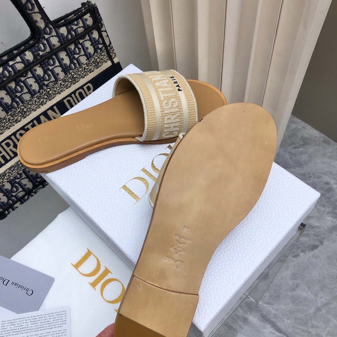 024 26123104 size 35-41