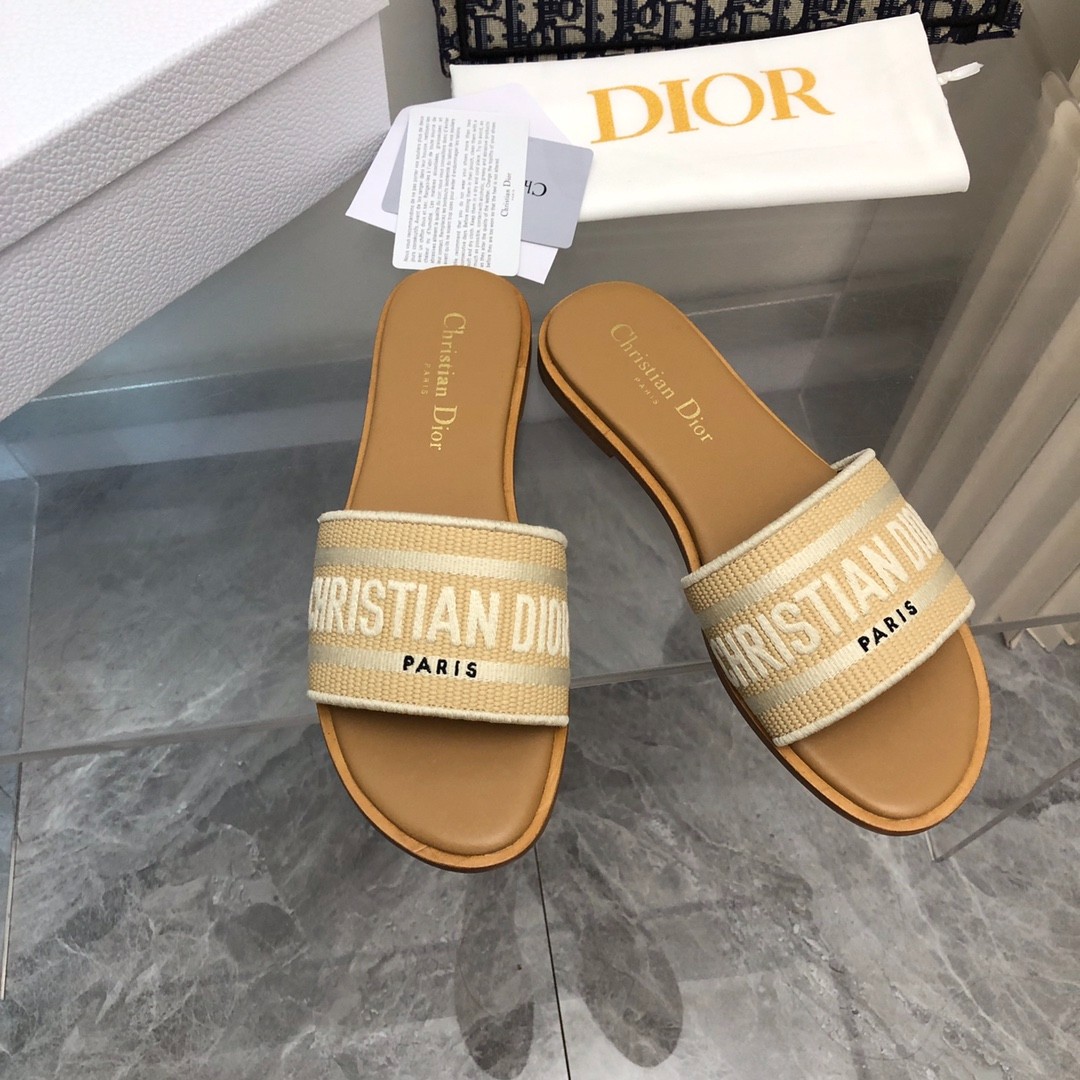 024 26123104 size 35-41