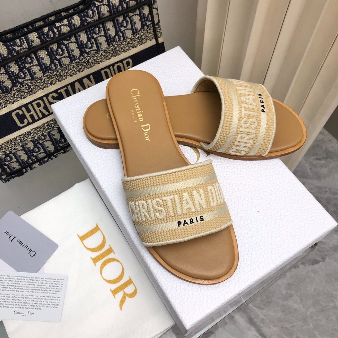 024 26123104 size 35-41