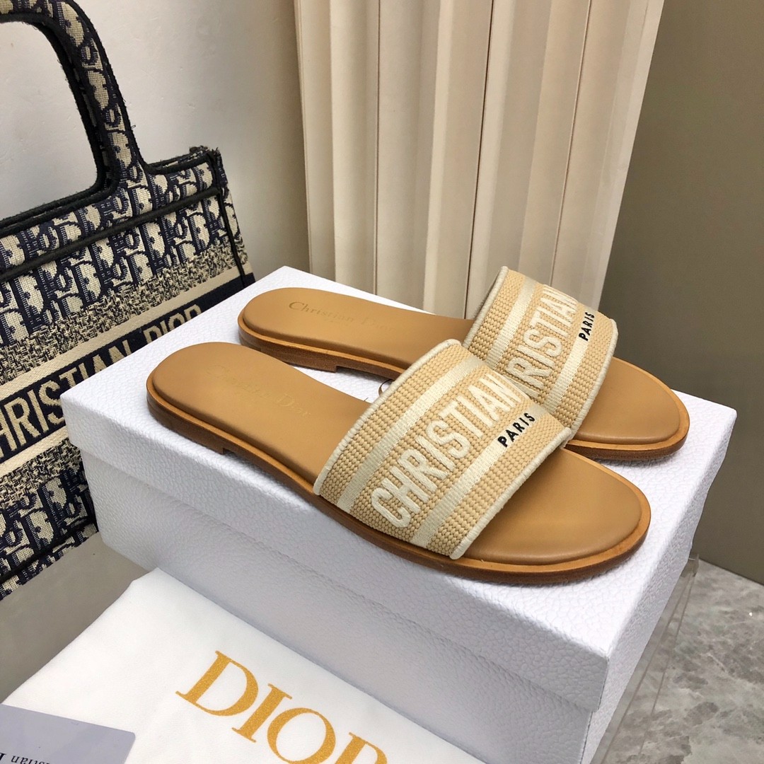 024 26123104 size 35-41
