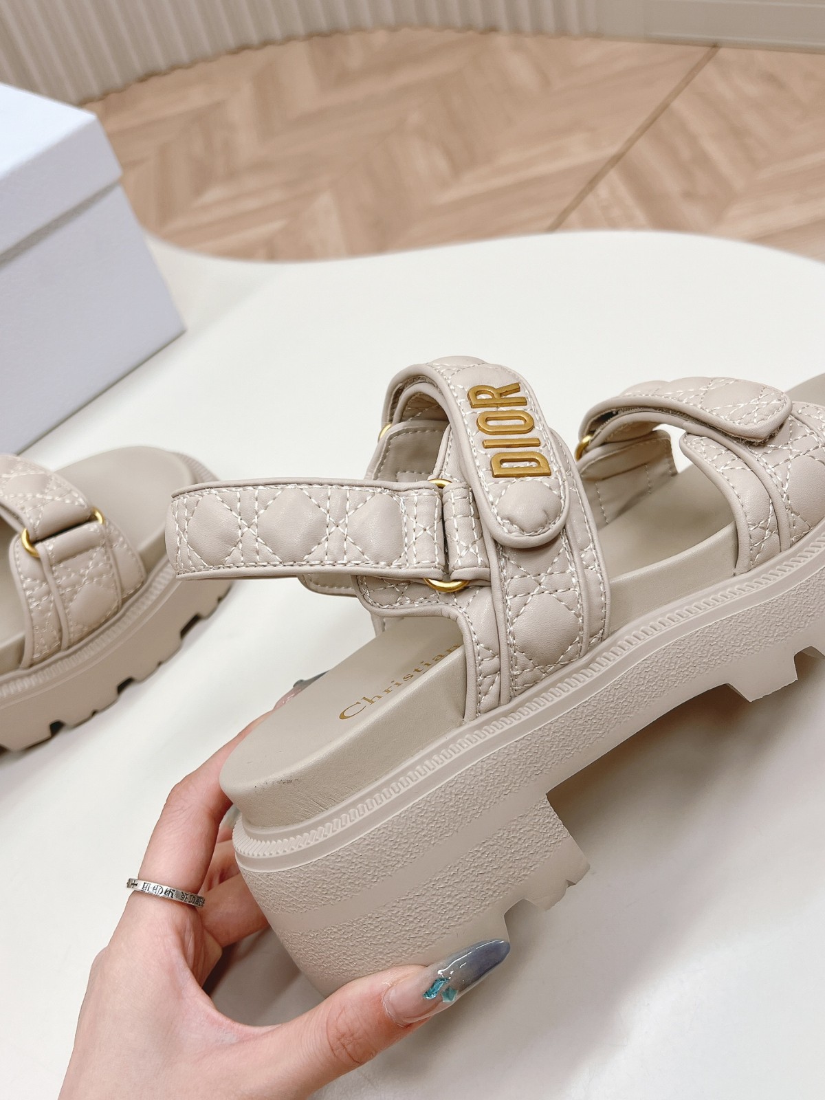 014 32123111 size 35-40