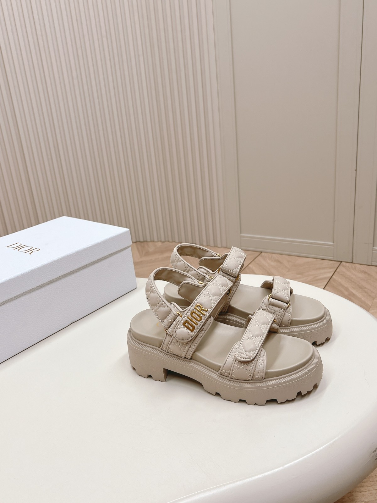 014 32123111 size 35-40