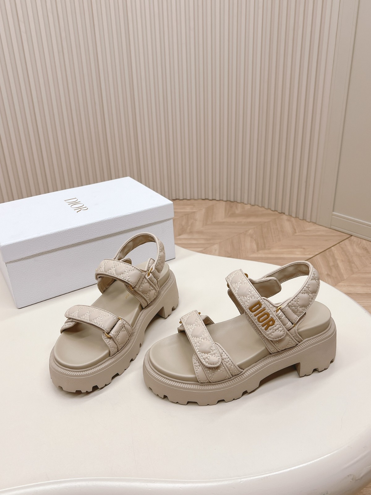 014 32123111 size 35-40