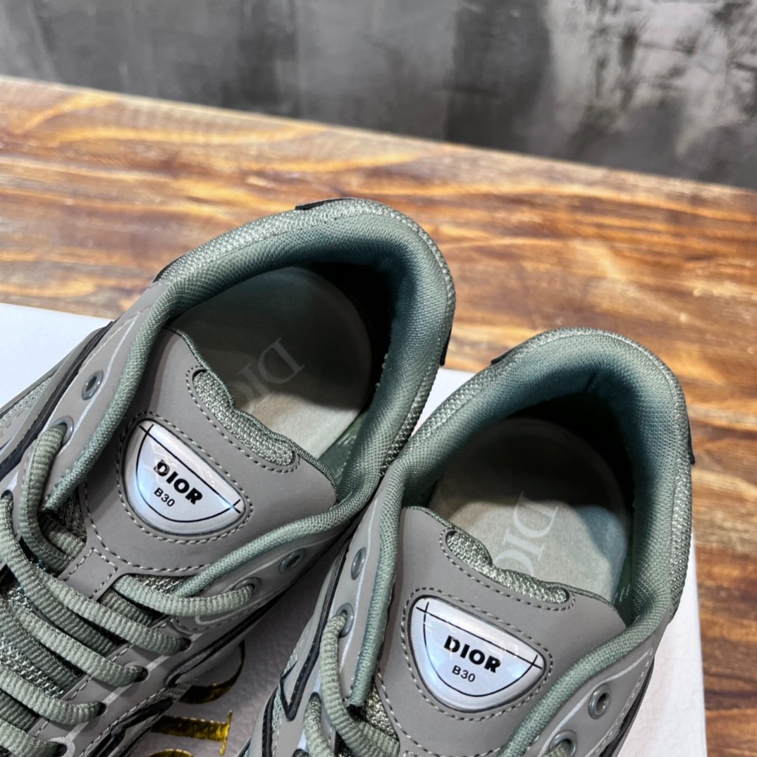 061 38123132 size 35-46