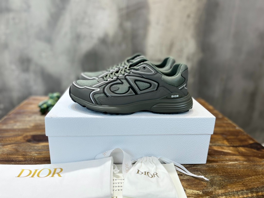 061 38123132 size 35-46