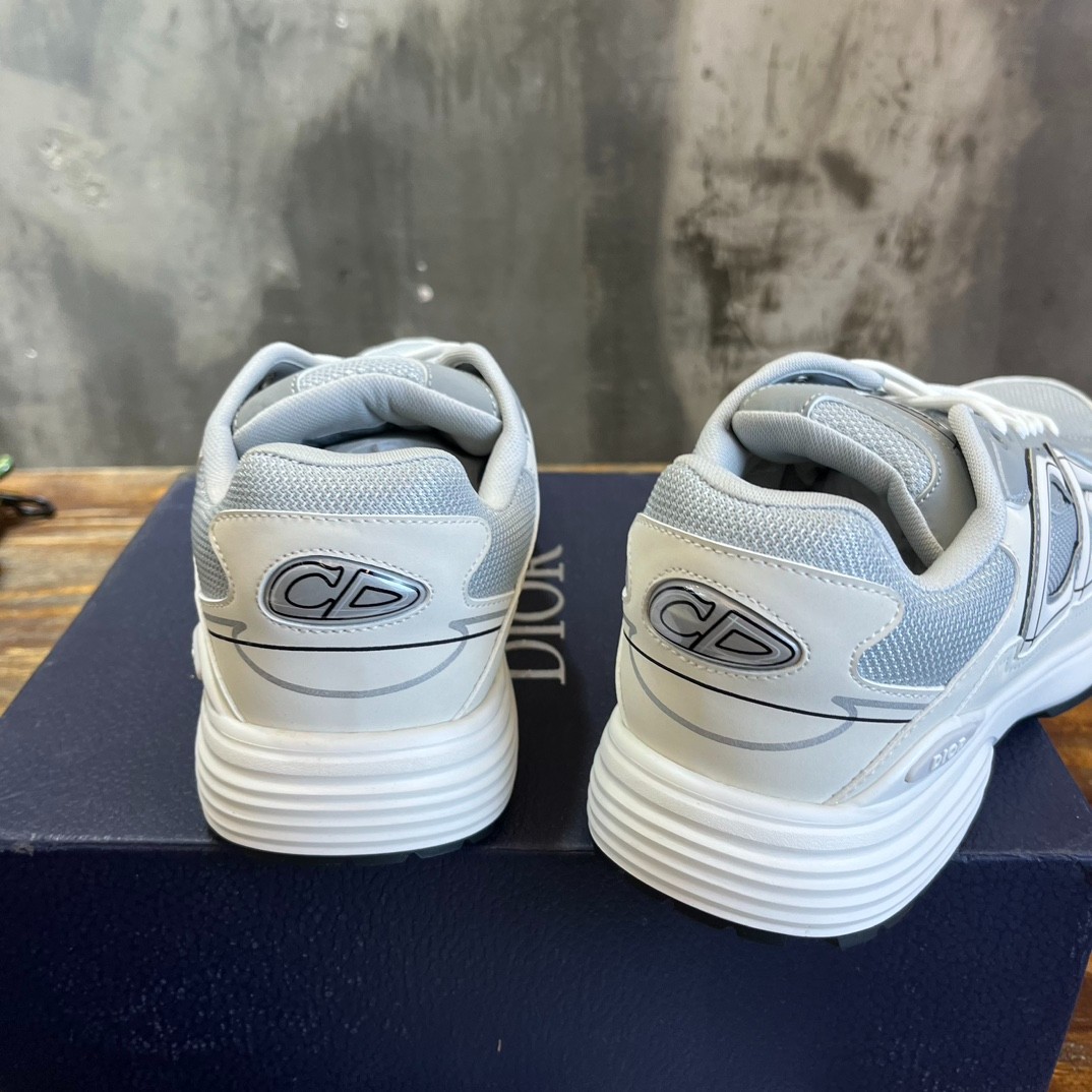 052 38123132 size 35-46
