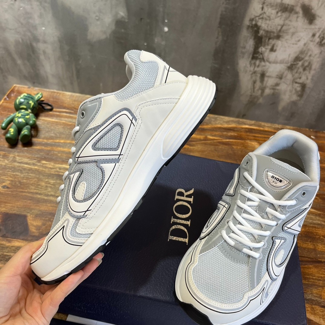 052 38123132 size 35-46