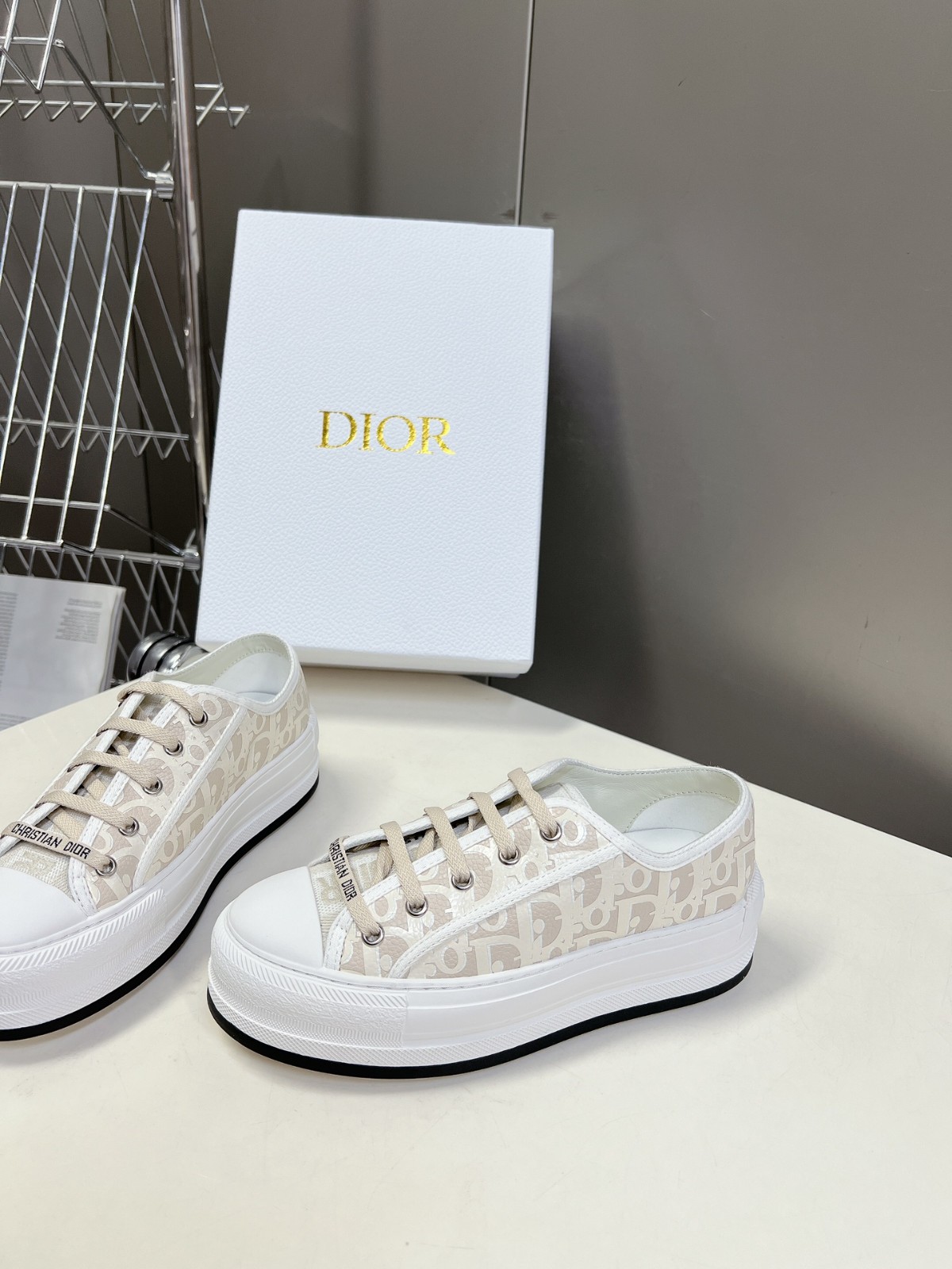 040 33123127 size 35-41