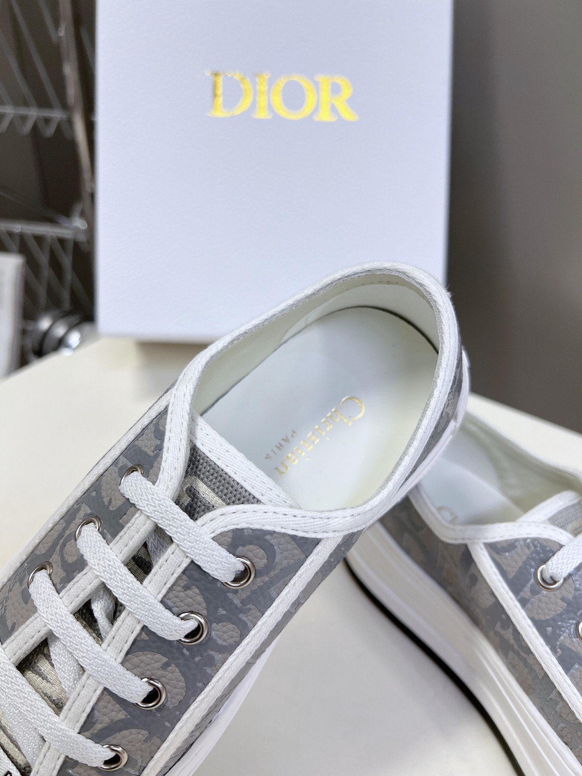 039 33123127 size 35-41