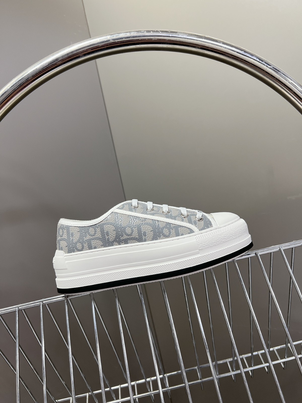 039 33123127 size 35-41