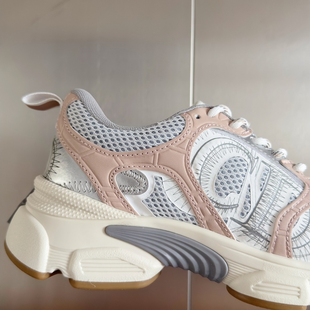 022 36123123 size 35-40