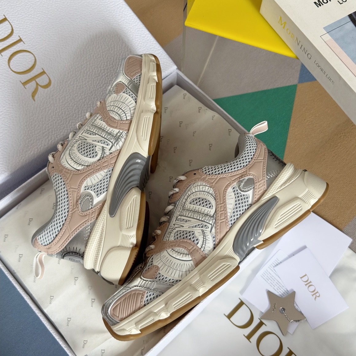 022 36123123 size 35-40