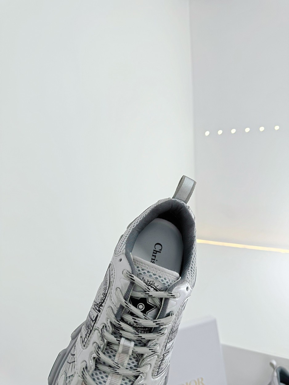 002 32123111 size 35-41
