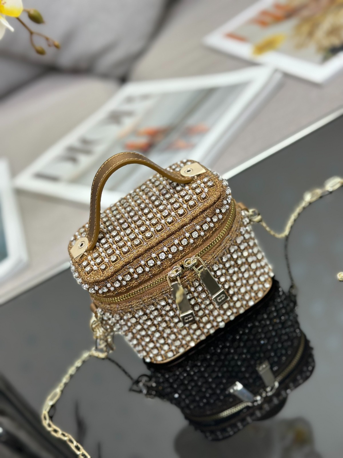 116 115123332 size 11x10x7cm