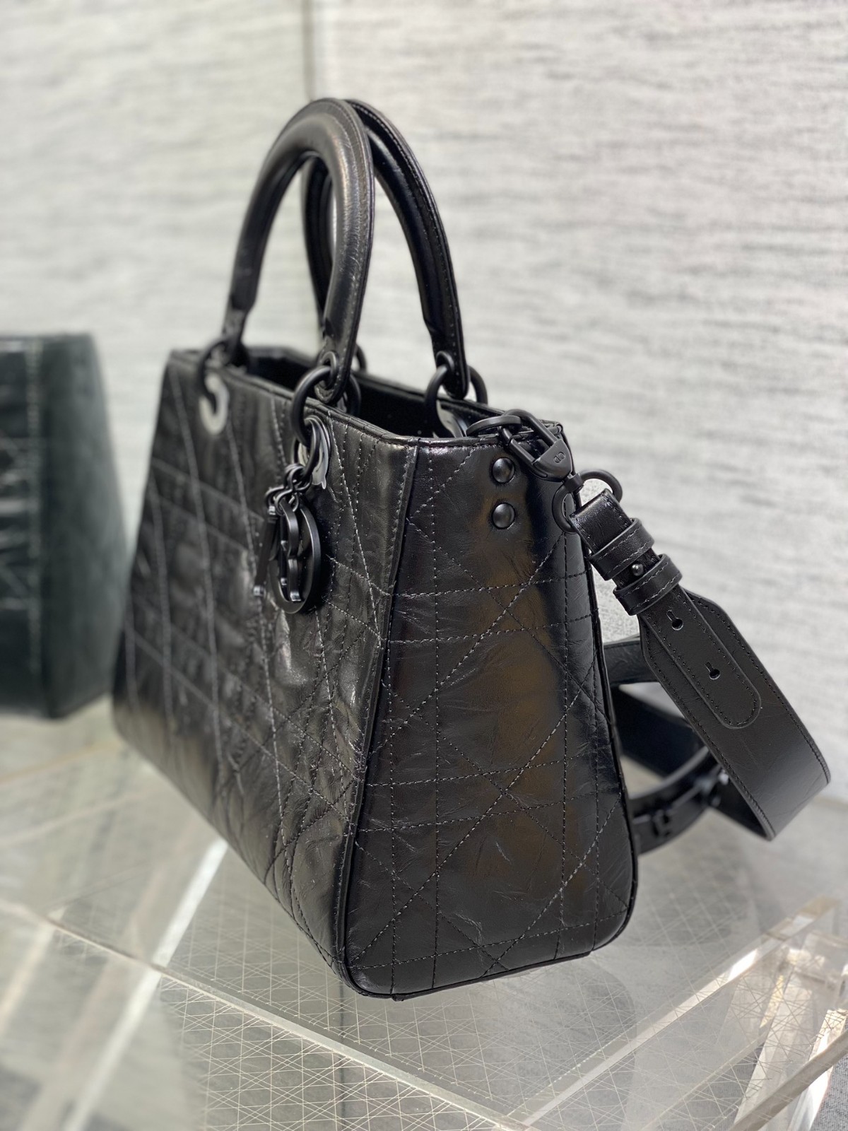 097 75123234 size 30x13x20cm