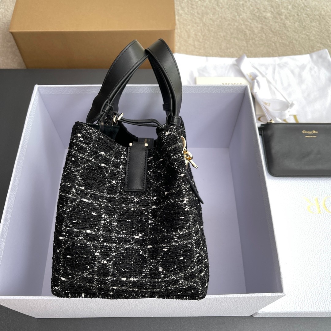 018 94123237 size 28.5x21.5x17cm