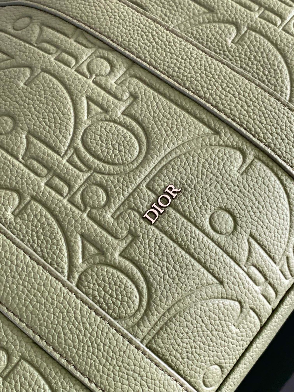 010 72123204 size 57.5x34.5x22cm