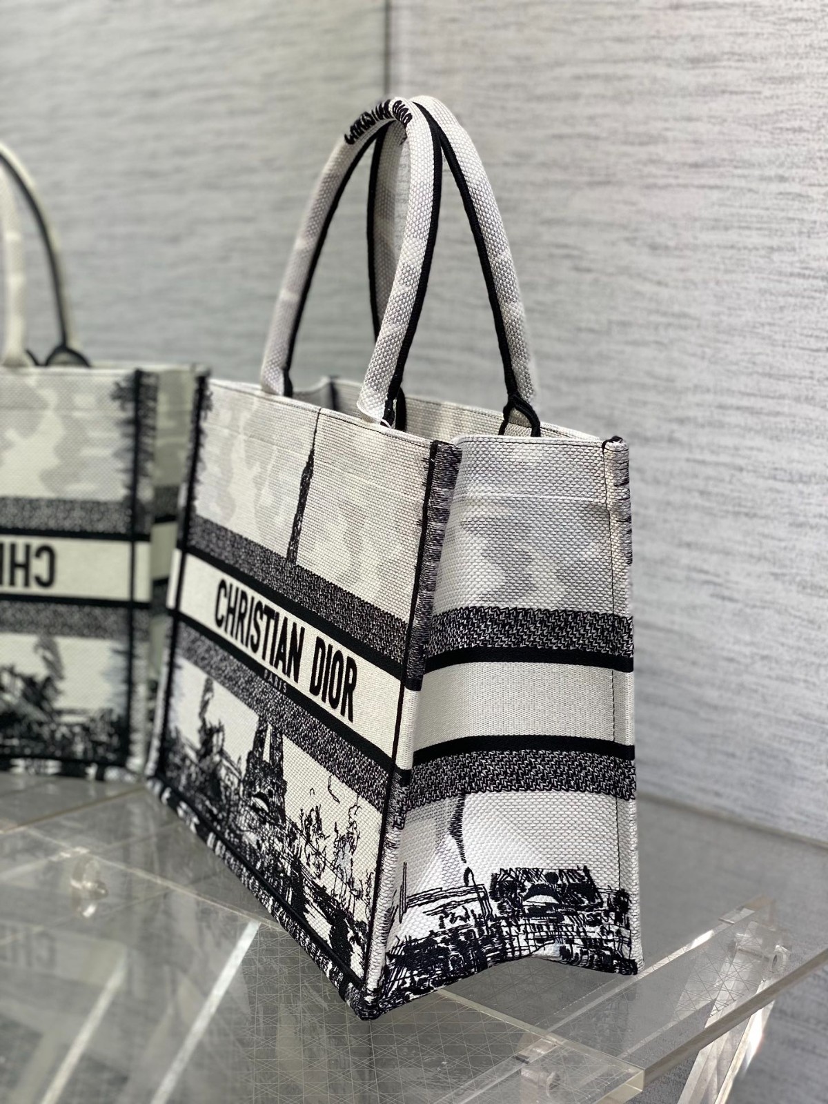 079 50123168 size 36x18x28cm
