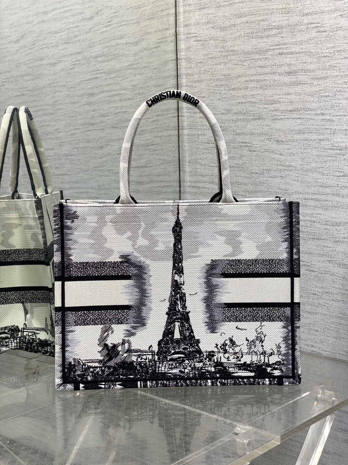079 50123168 size 36x18x28cm
