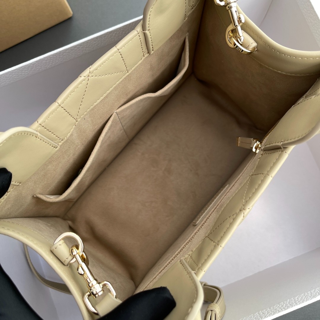 069 97123254 size 26.5×21×14cm