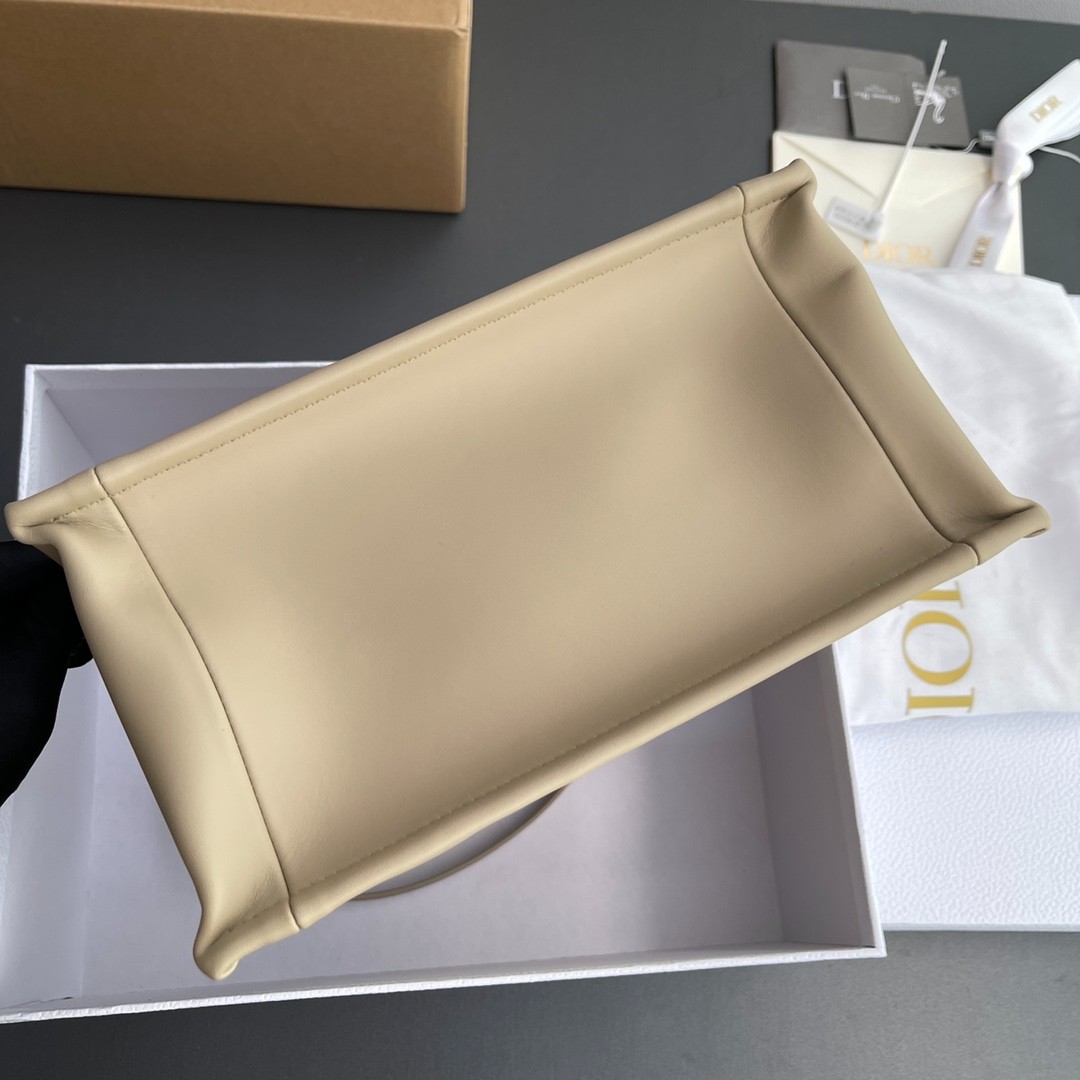 069 97123254 size 26.5×21×14cm