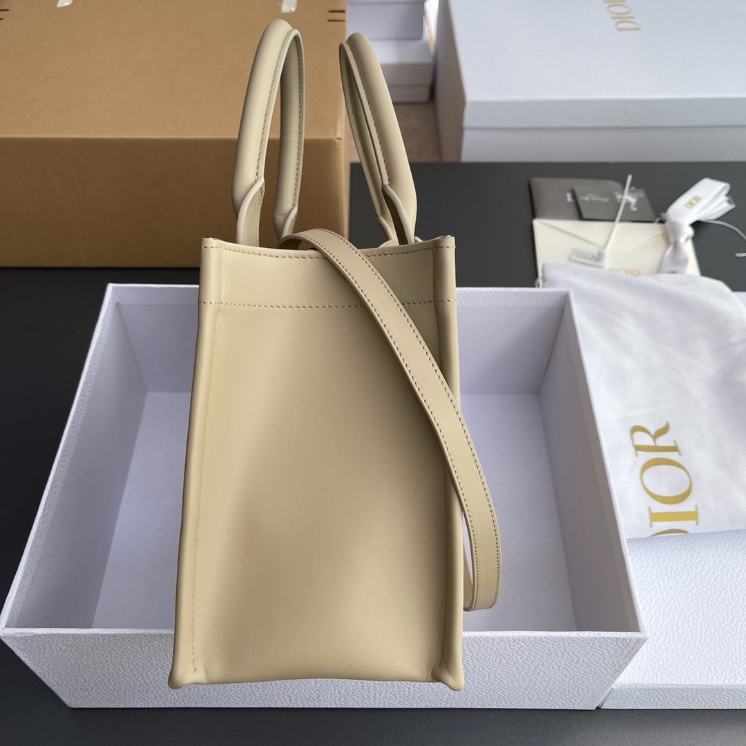 069 97123254 size 26.5×21×14cm