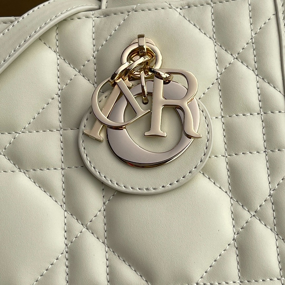 067 97123254 size 26.5×21×14cm