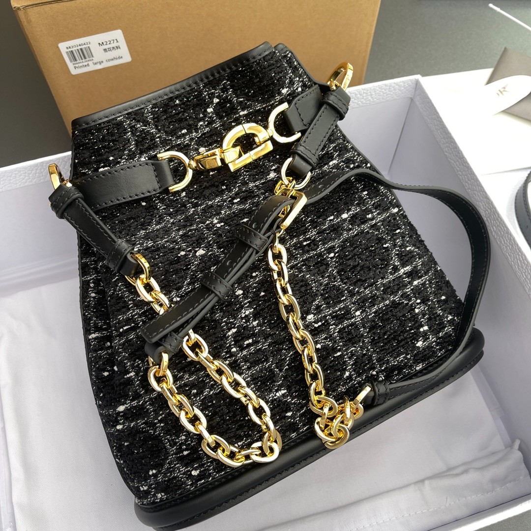 065 84123218 size 24.5×25×11cm