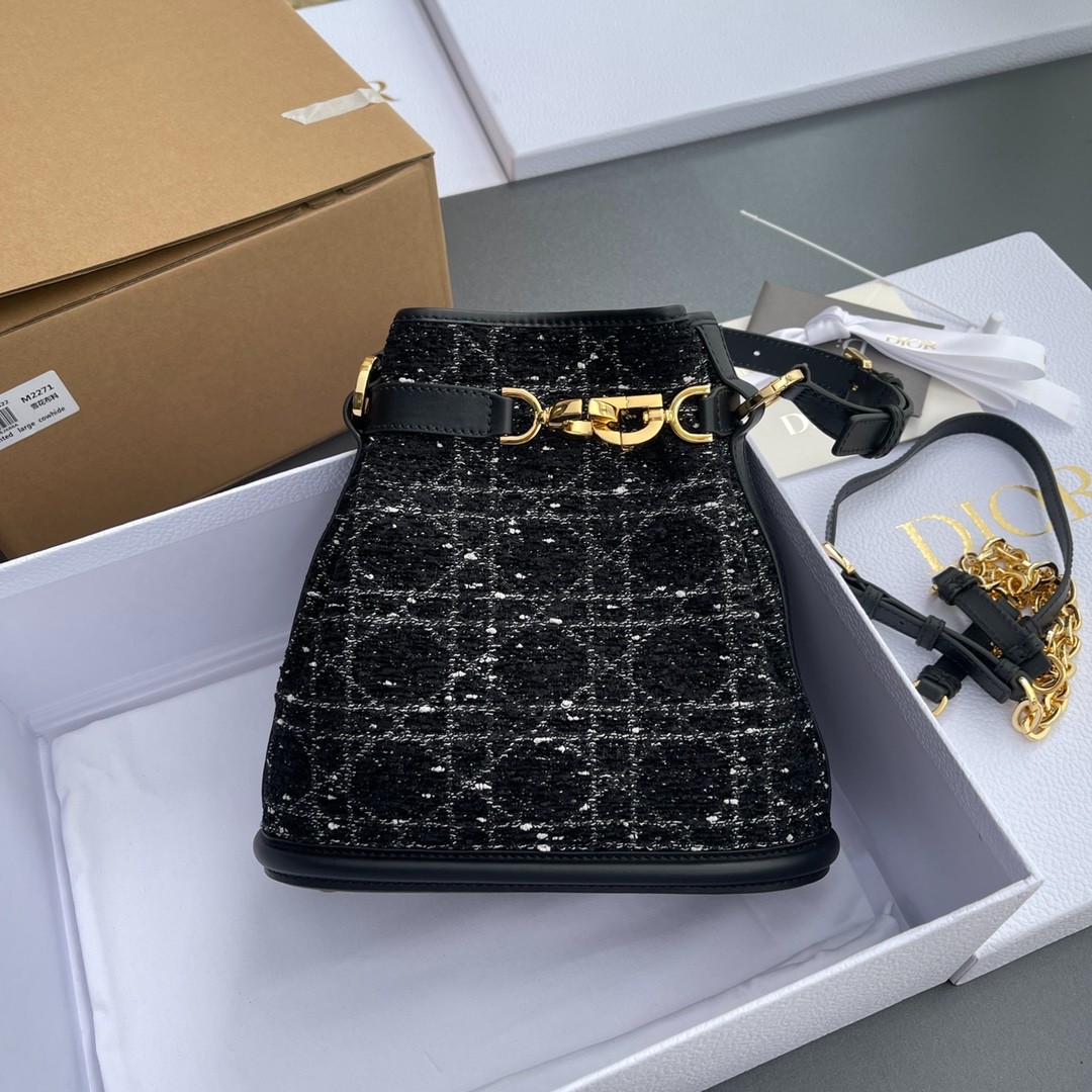065 84123218 size 24.5×25×11cm