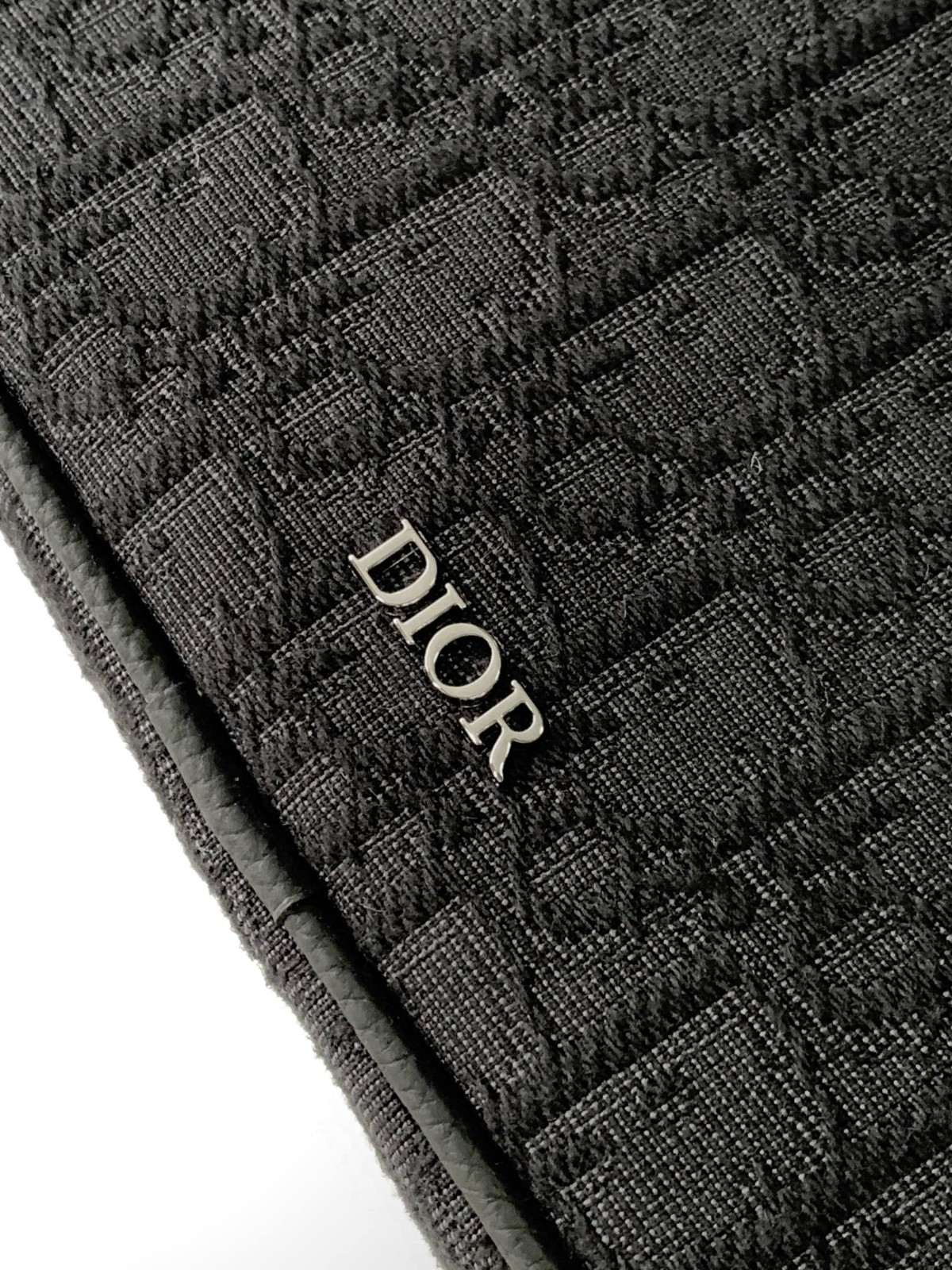 003 34123117 size 24x15.5x5.5cm