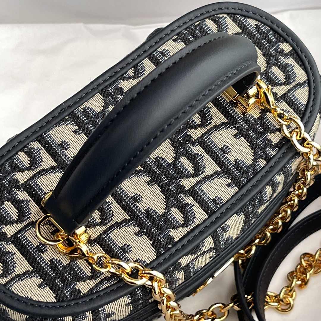 060 67123194 size 17×10.5×8cm