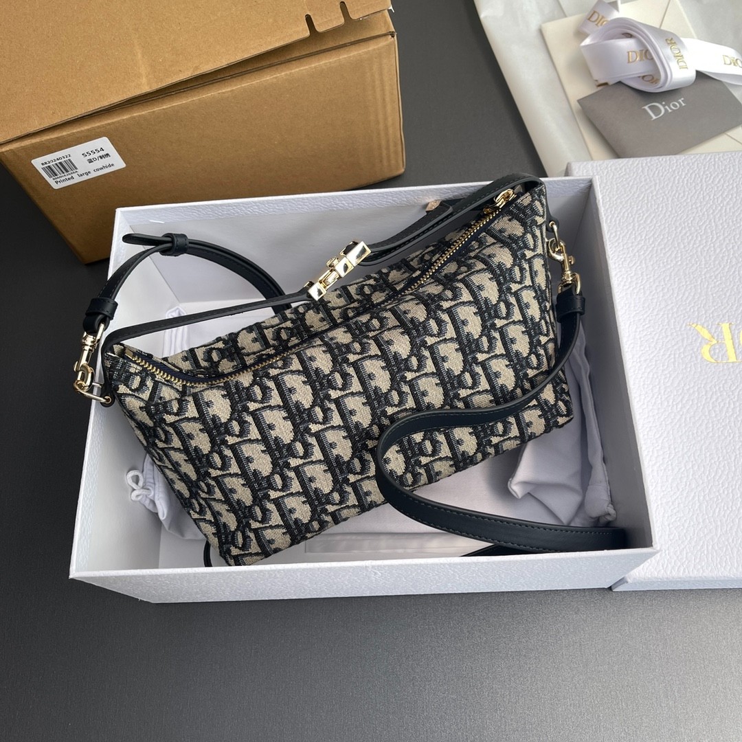 059 60123176 size 22×13×9.5cm