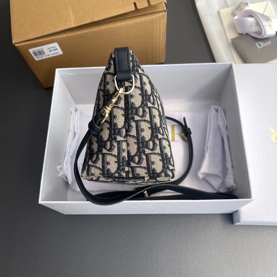 059 60123176 size 22×13×9.5cm