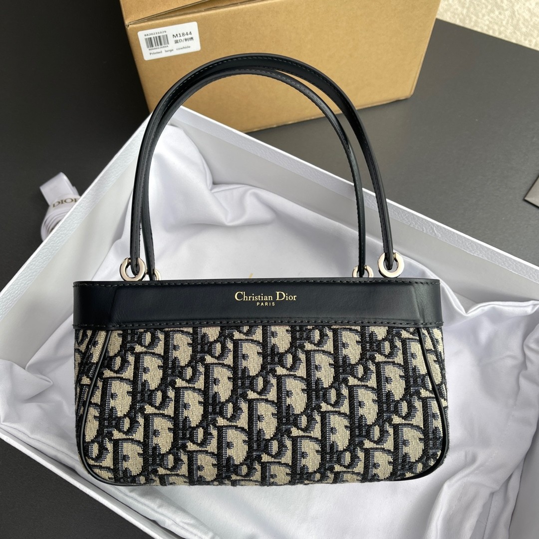 058 77123214 size 22×12.5×12cm