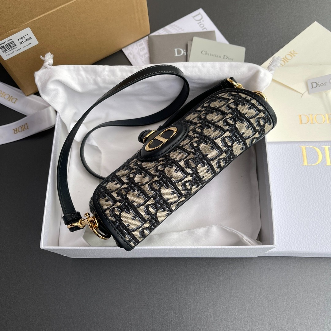 057 75123214 size 21×12×5.1cm