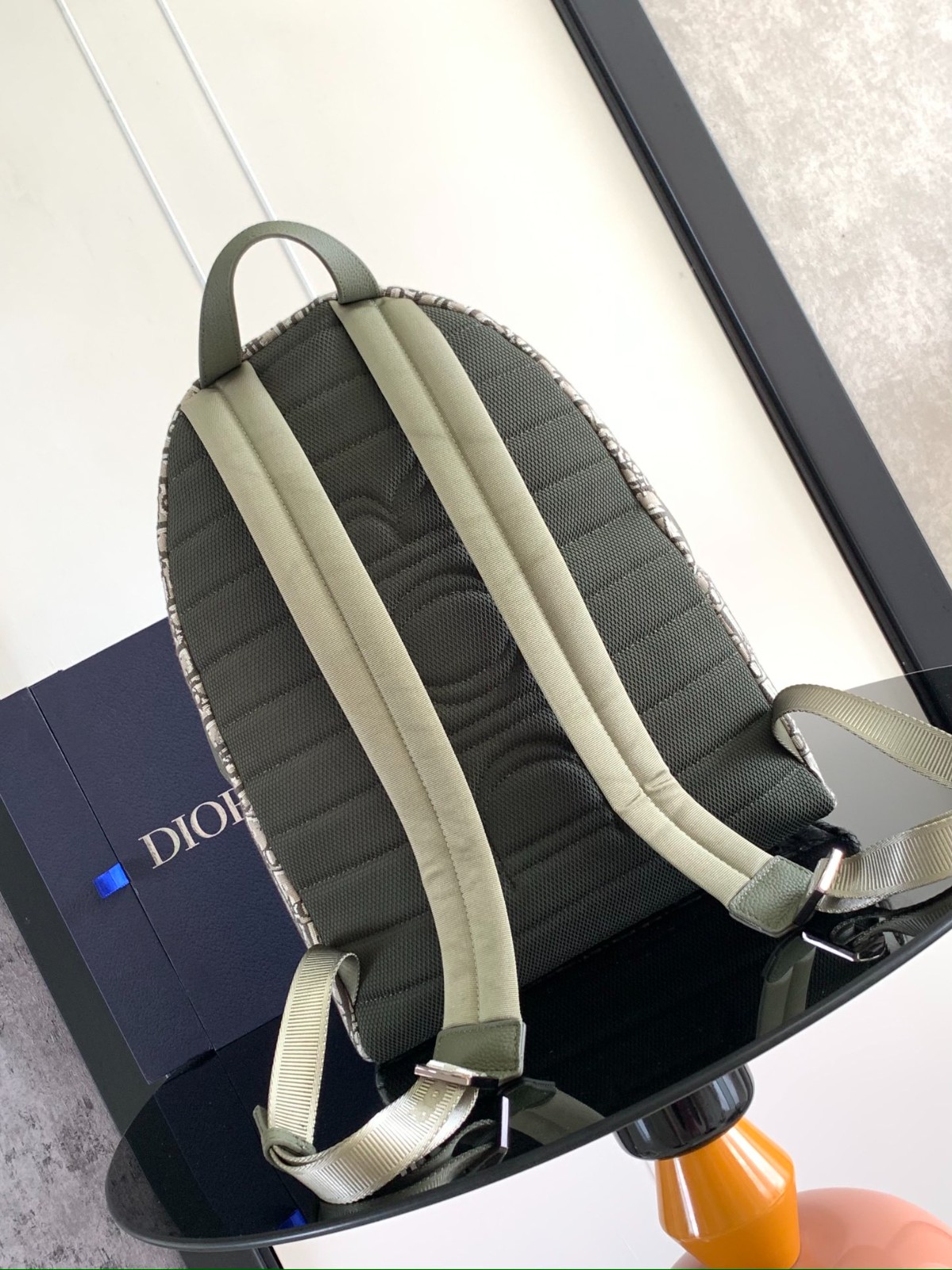 046 49123152 size 30x42x15cm