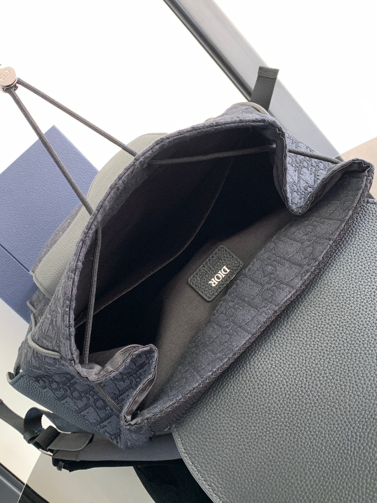 043 72123204 size 26.5x41.5x17.5cm