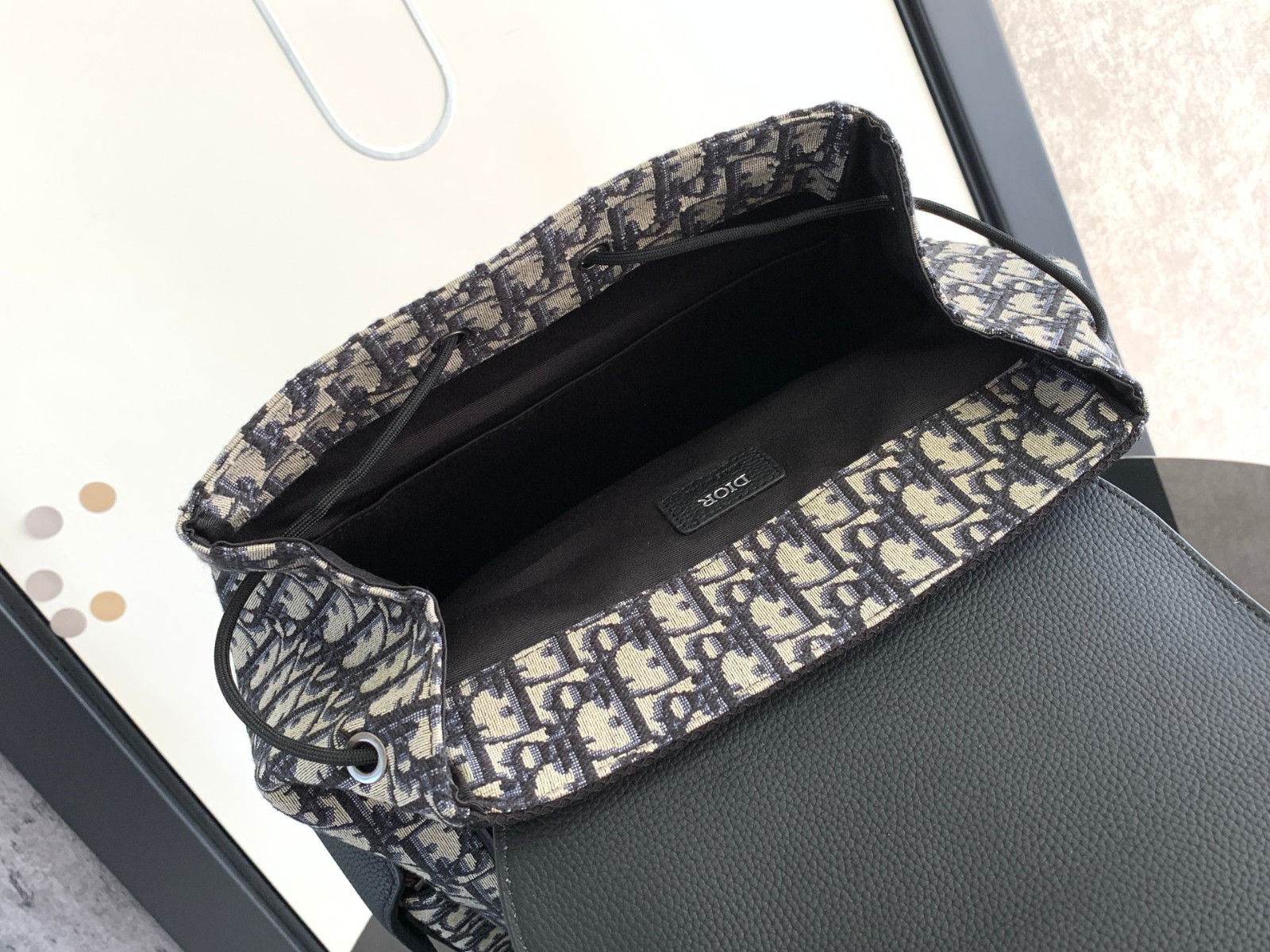 042 72123204 size 26.5x41.5x17.5cm