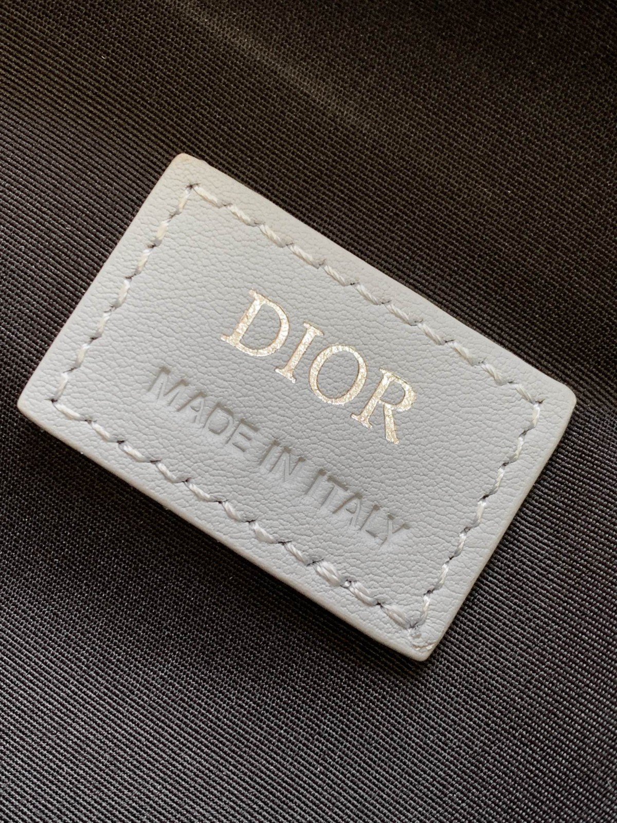 040 52123166 size 26x19x4.5cm