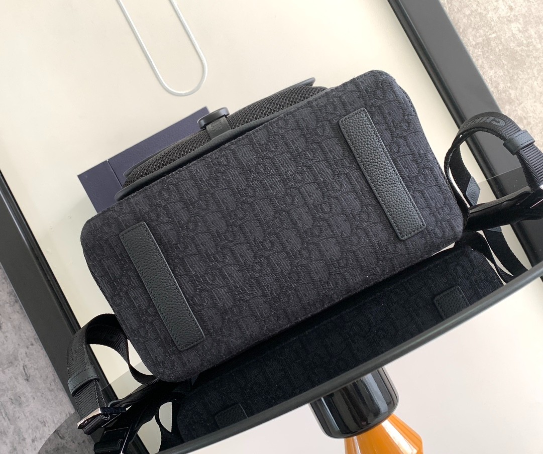 033 64123202 size 31x41x15cm