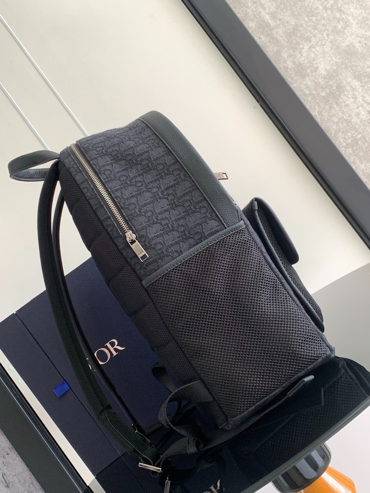 033 64123202 size 31x41x15cm