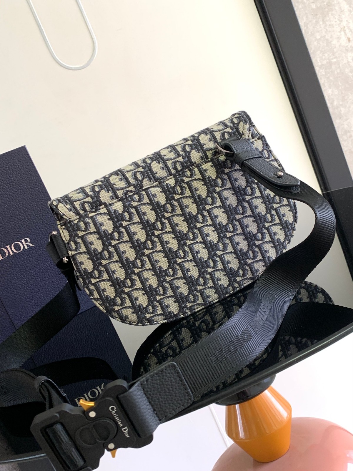 026 48123141 size 24x17.5x5cm