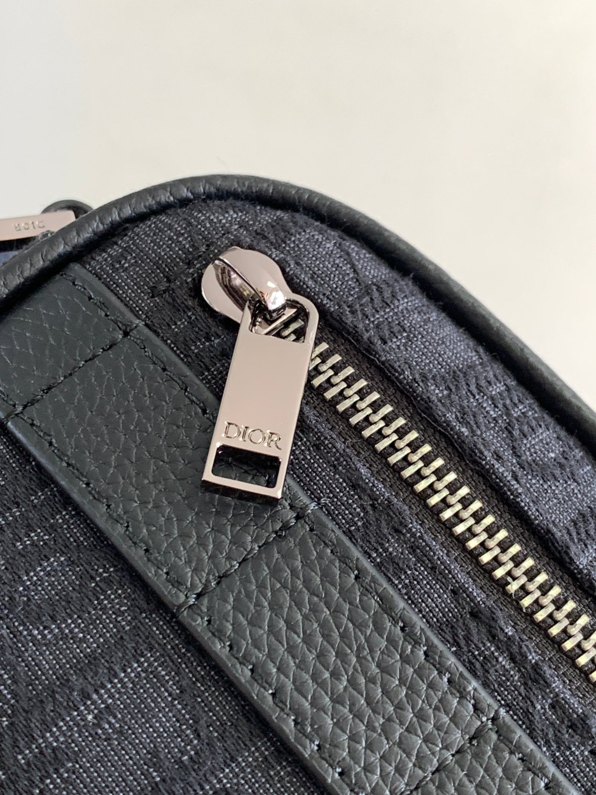 023 45123138 size 17x12.5x4cm