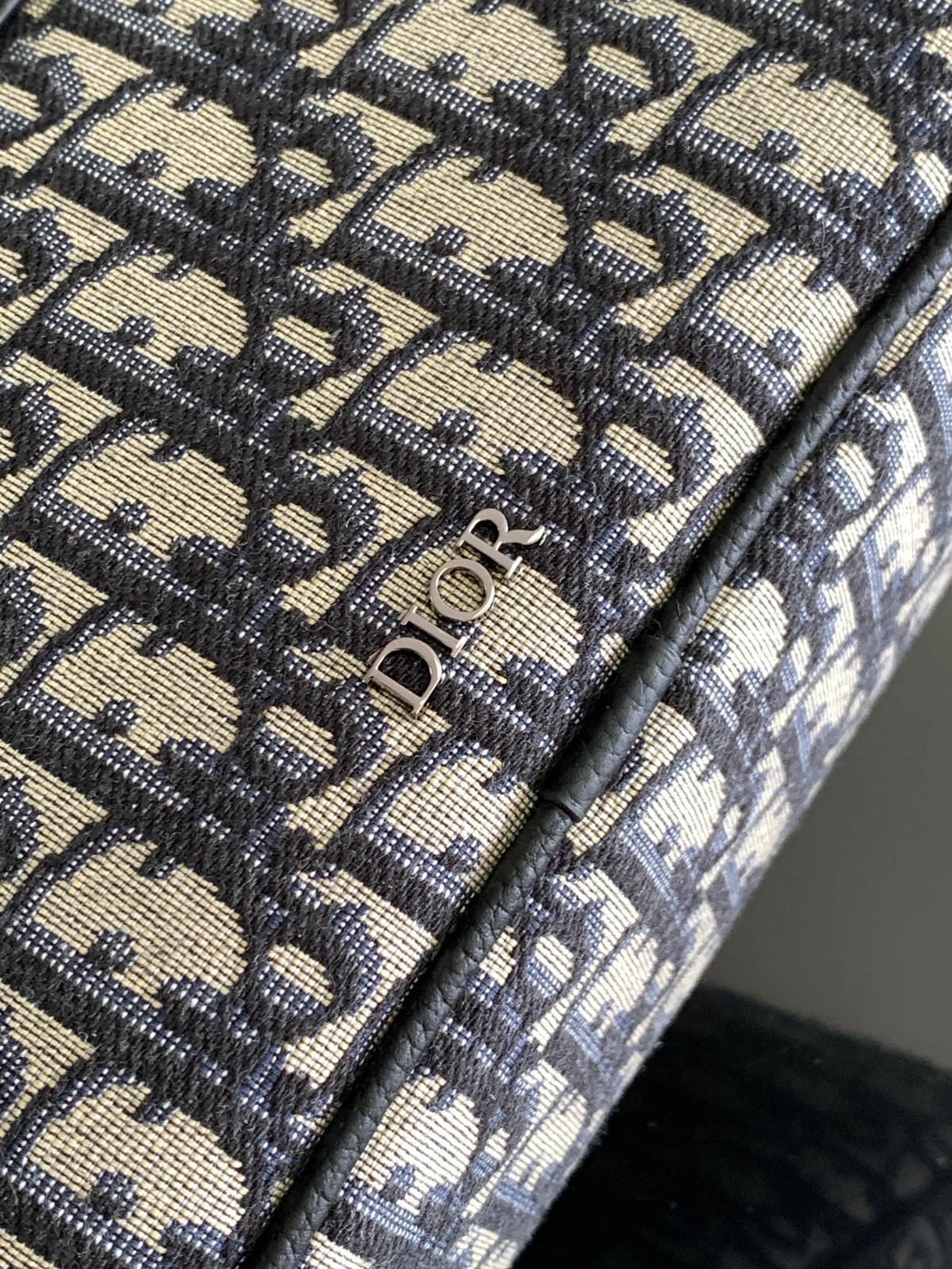 021 53123167 size 26x17x7cm