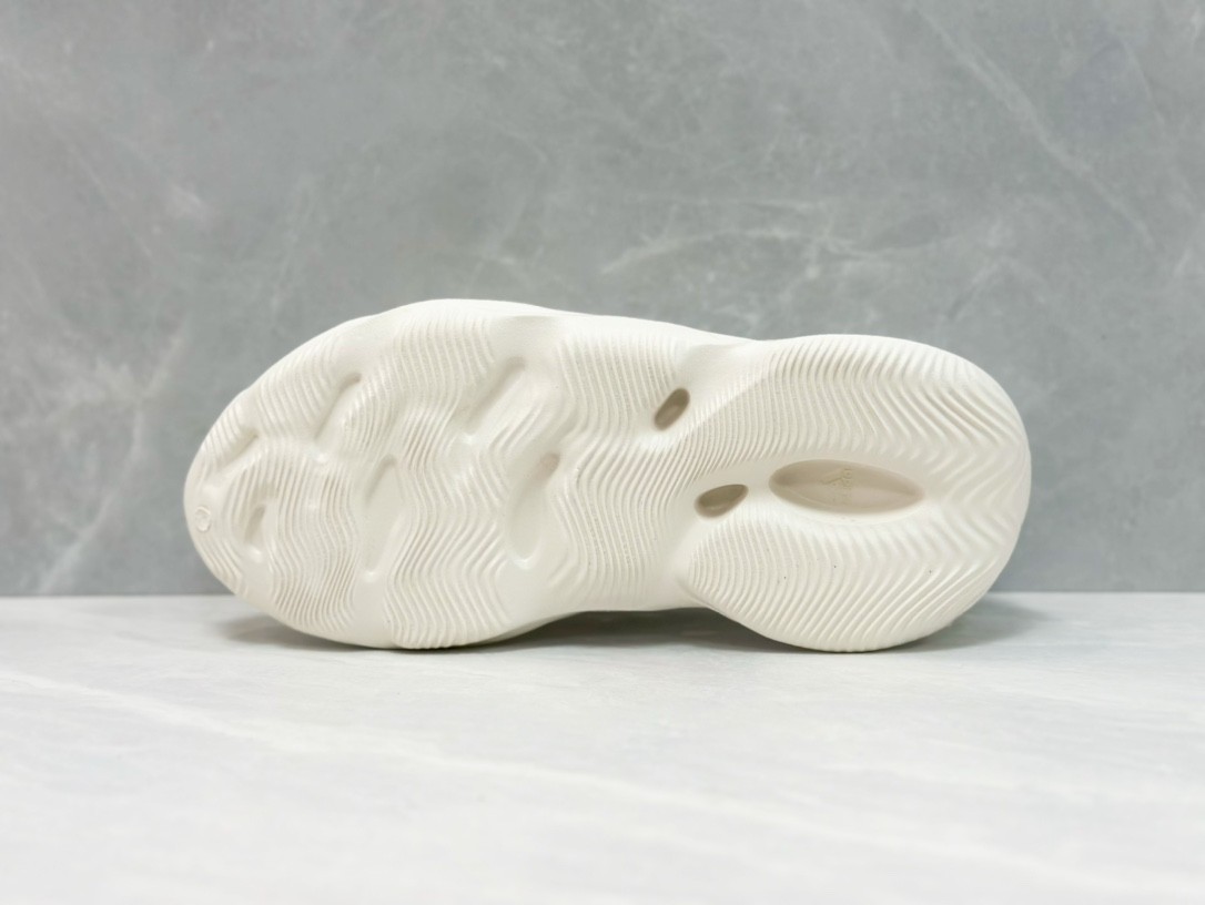 077 13123065 size 36-47