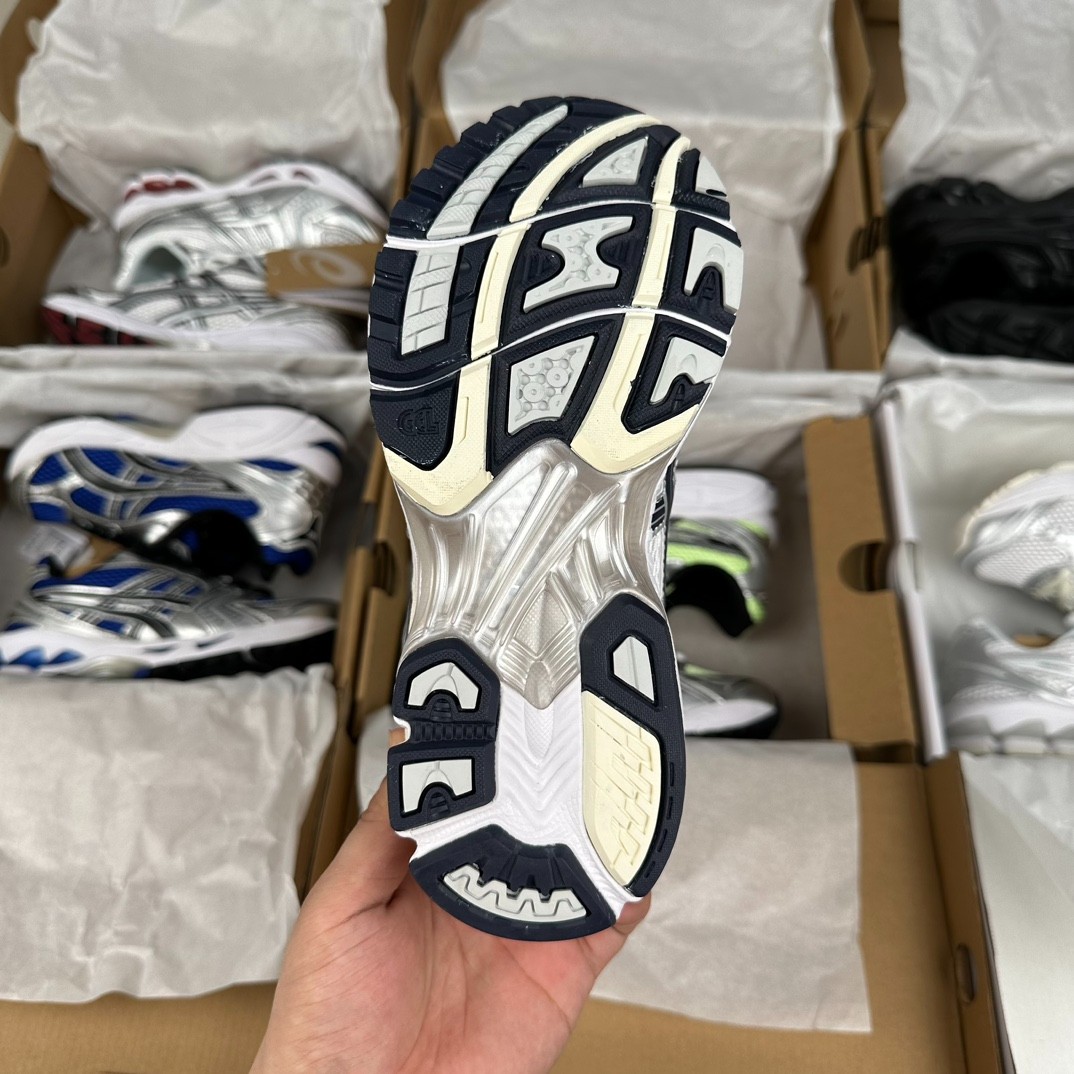 025 26123117 size 36-45