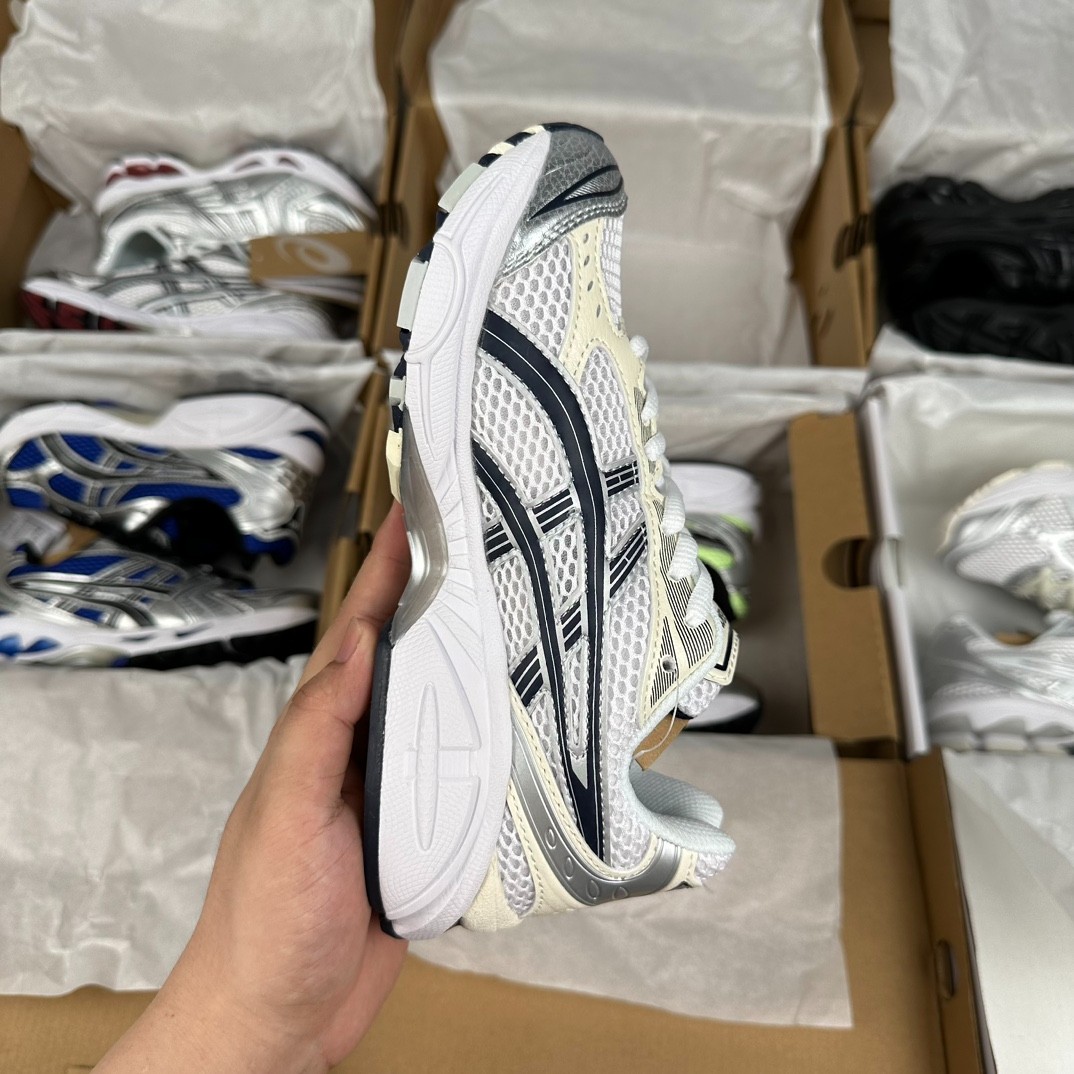 025 26123117 size 36-45