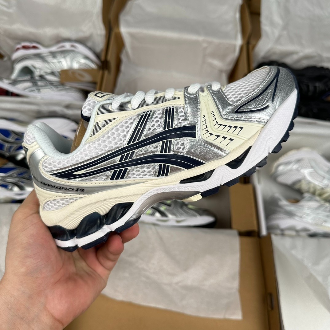 025 26123117 size 36-45