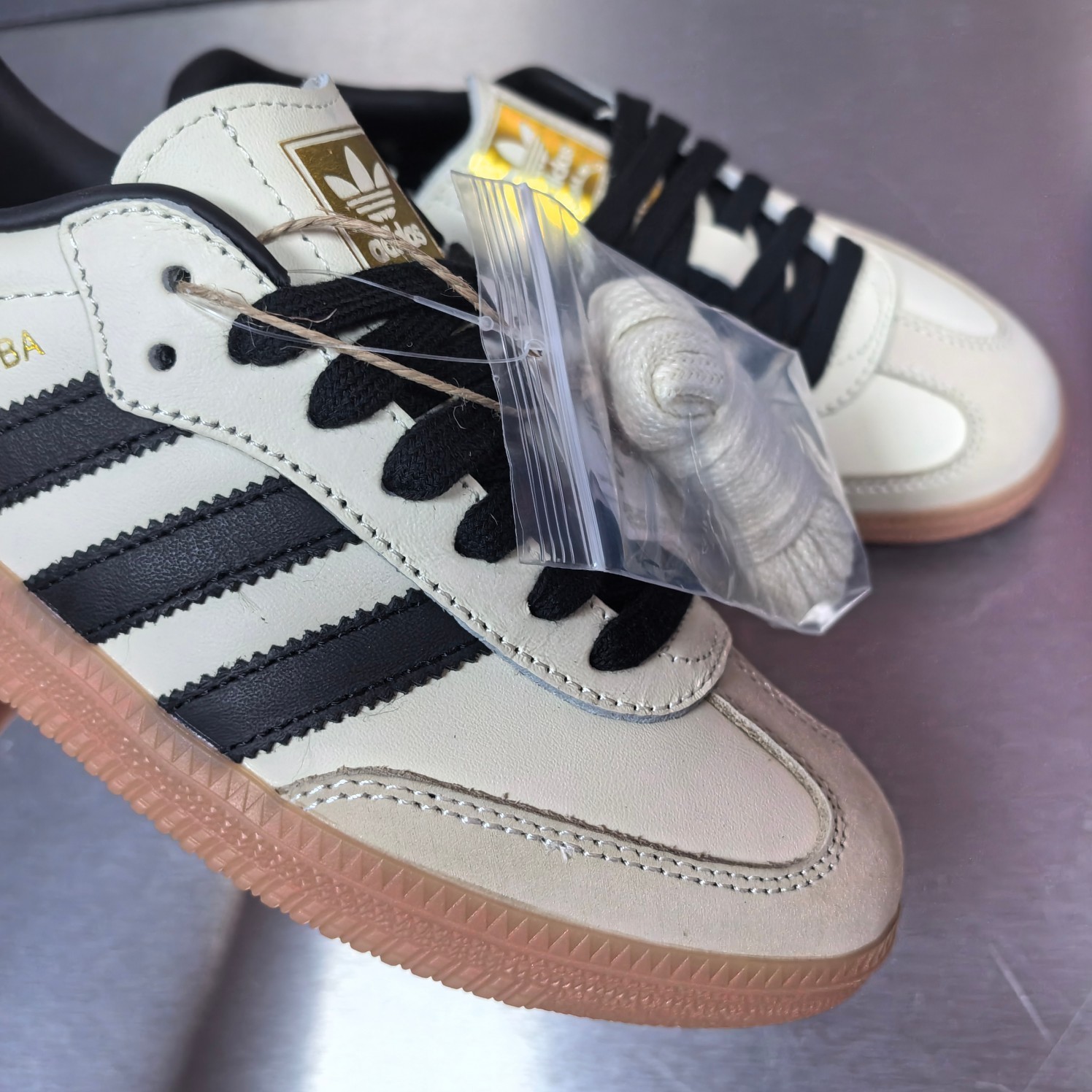 007 22123094 size 35.5-47.5