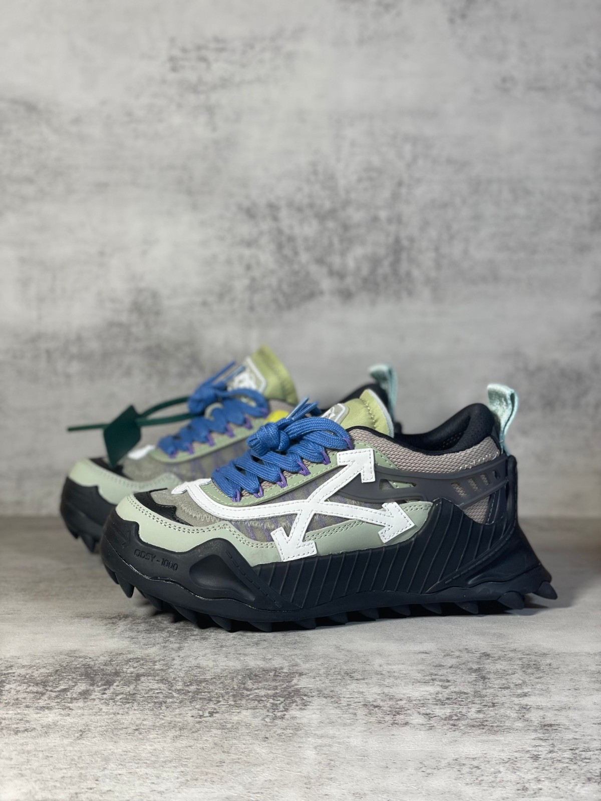 001 38123127 size 36-47